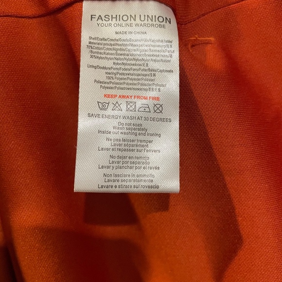 Orange cape sleeve dress - Picture 6 of 7